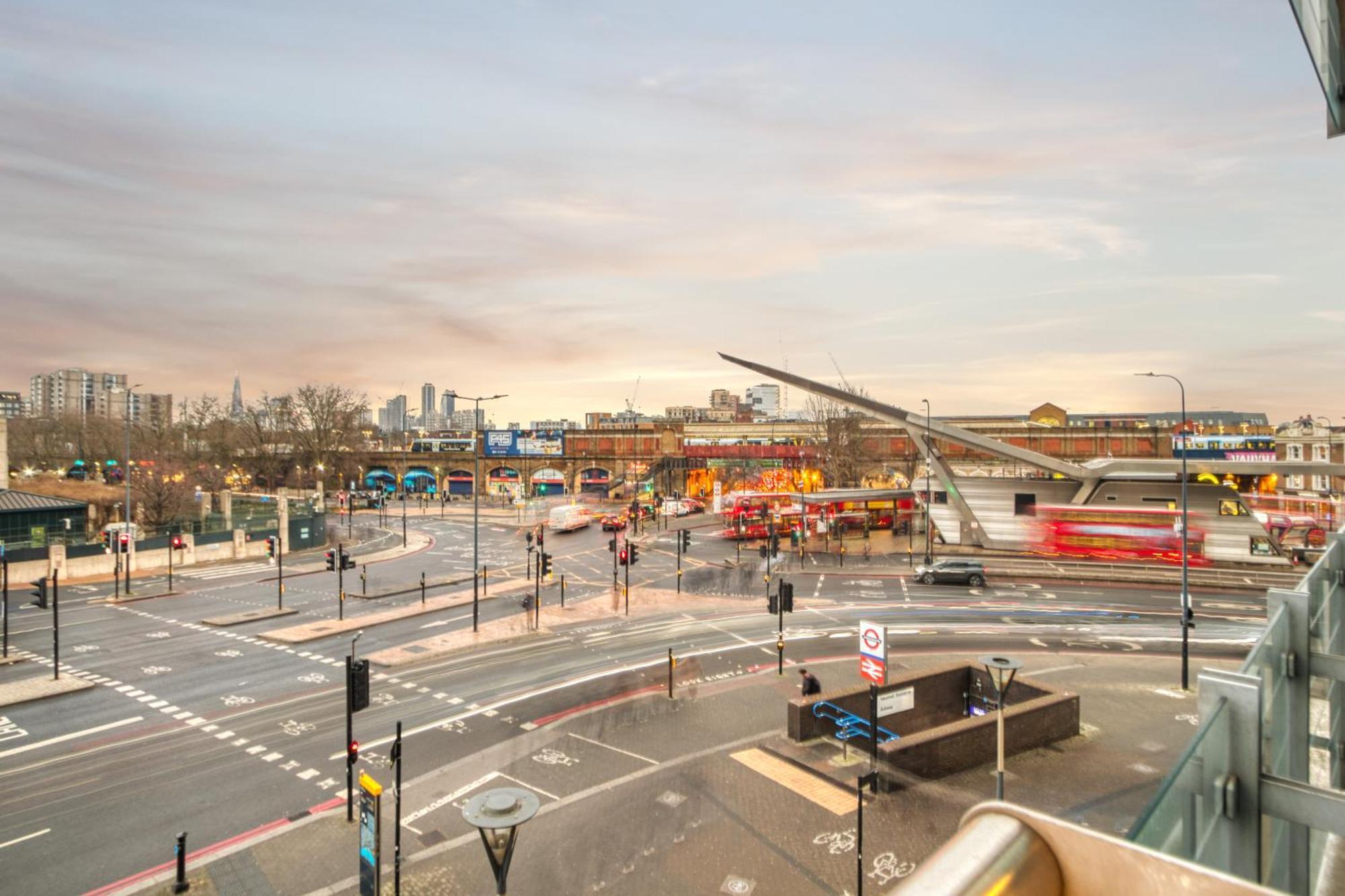 Stunning 1 Bed With Ac Next To Vauxhall Station Appartement